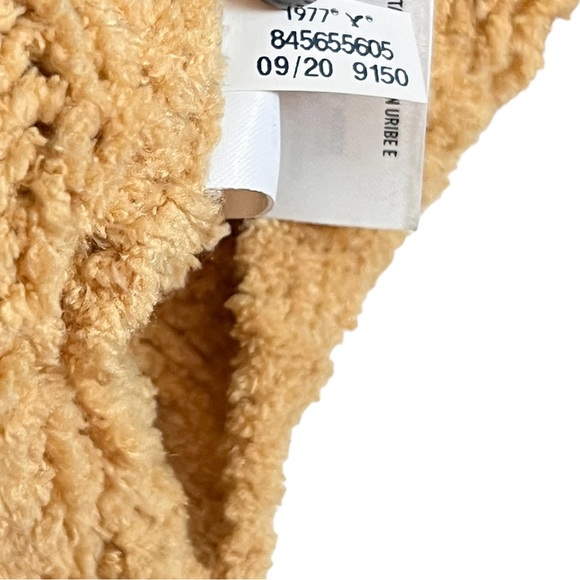 American Eagle Chenille Cropped Hooded Sweater Size M - Picture 7 of 7